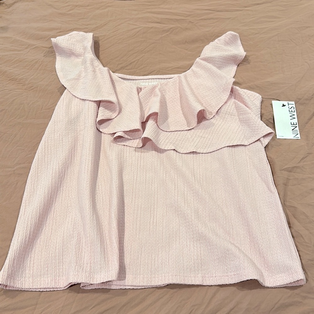 NWT Nine West pink ruffle tank top, pm.